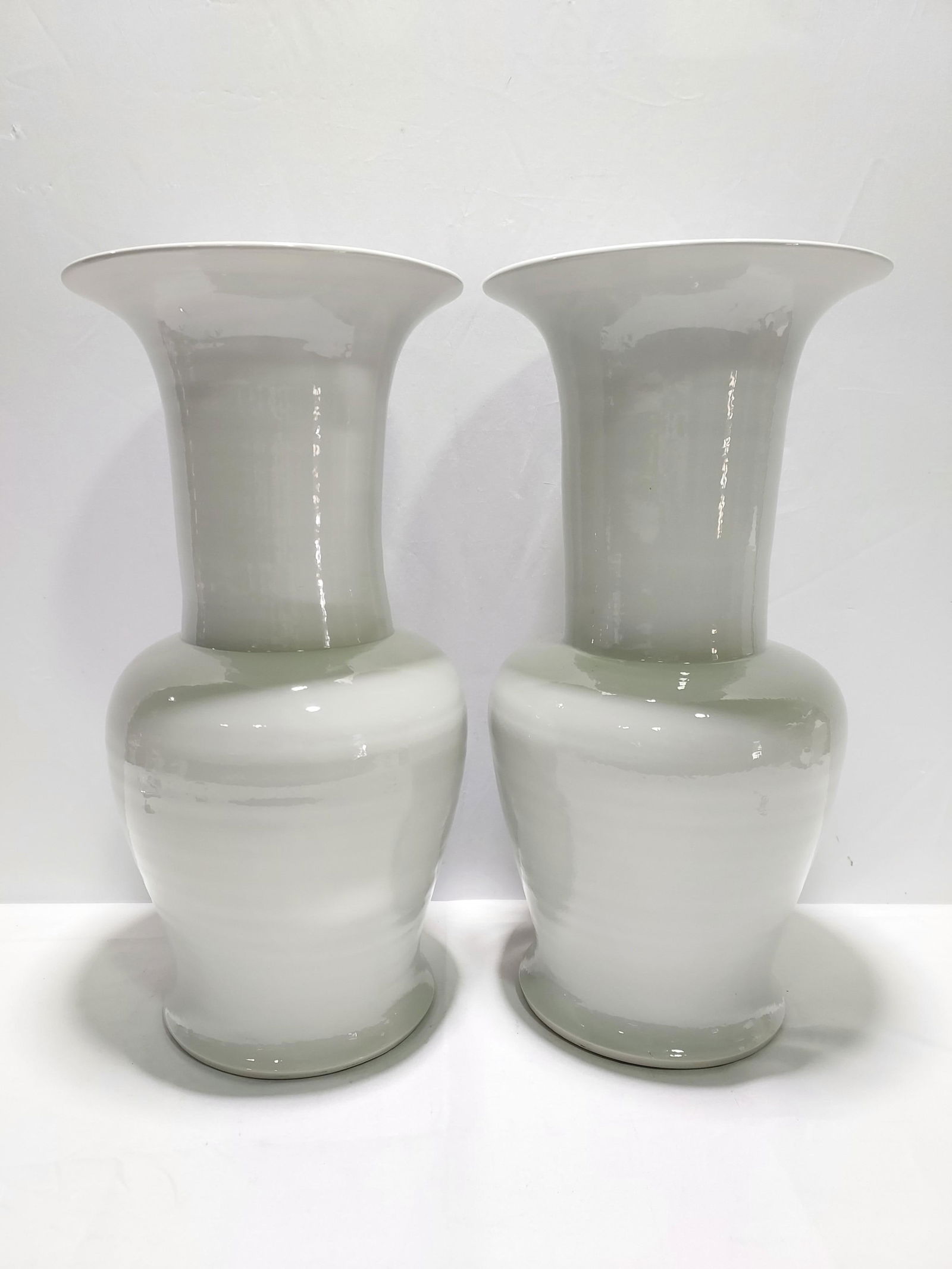 H1608 Pair light grey 22" ceramic floor vases (1 of 8)