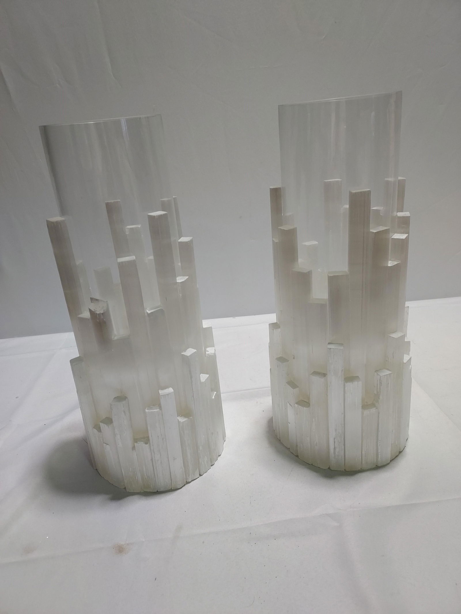 H324 Pr Selenite Crystal & Glass Vases / Candlehol (1 of 4)