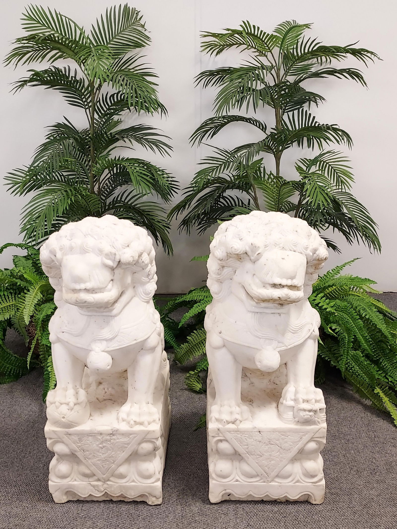 H1272 Pr lg Marble Garden Temple Dog Sculptures (1 of 13)