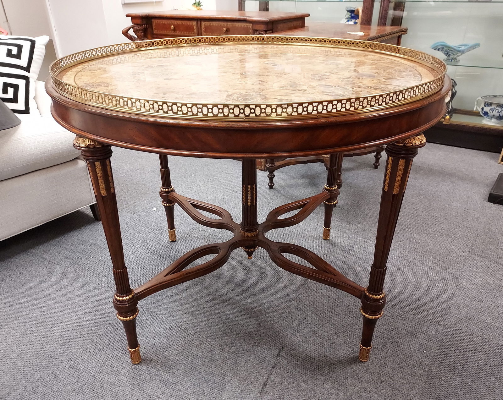 H457 Maitland-Smith round center table (1 of 10)