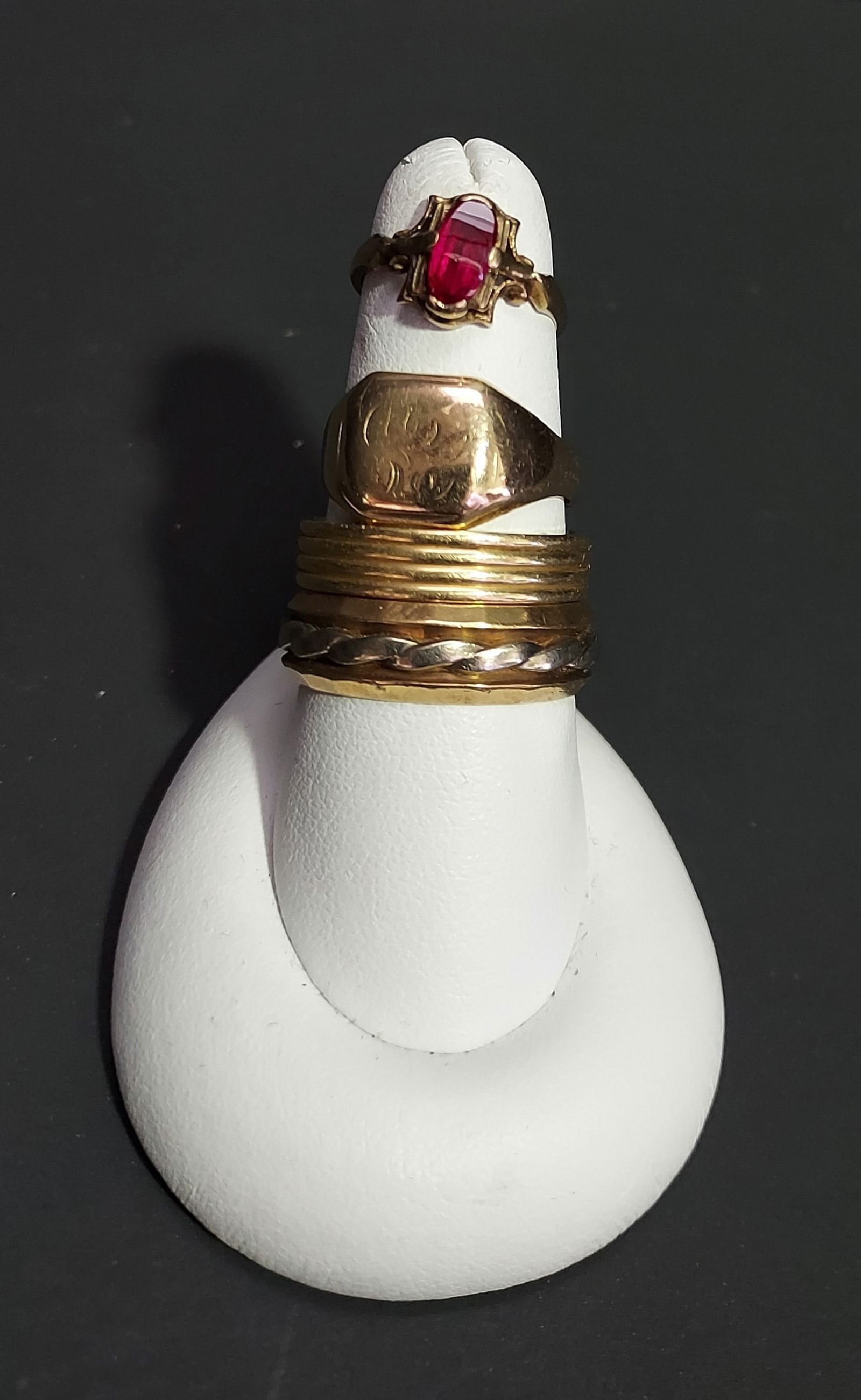 HJ84 Four 14k yellow gold rings (1 of 5)