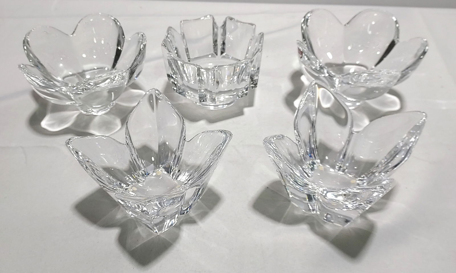 H298 Five Orrefors Small Crystal Bowls (1 of 8)