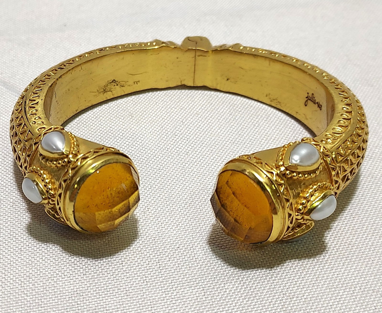 H642 Julie Vos gold toned cuff bracelet (1 of 3)