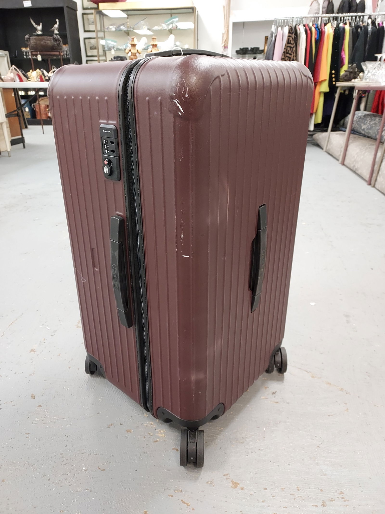 H1713 Rimowa Burgundy Roller Suitcase (1 of 8)