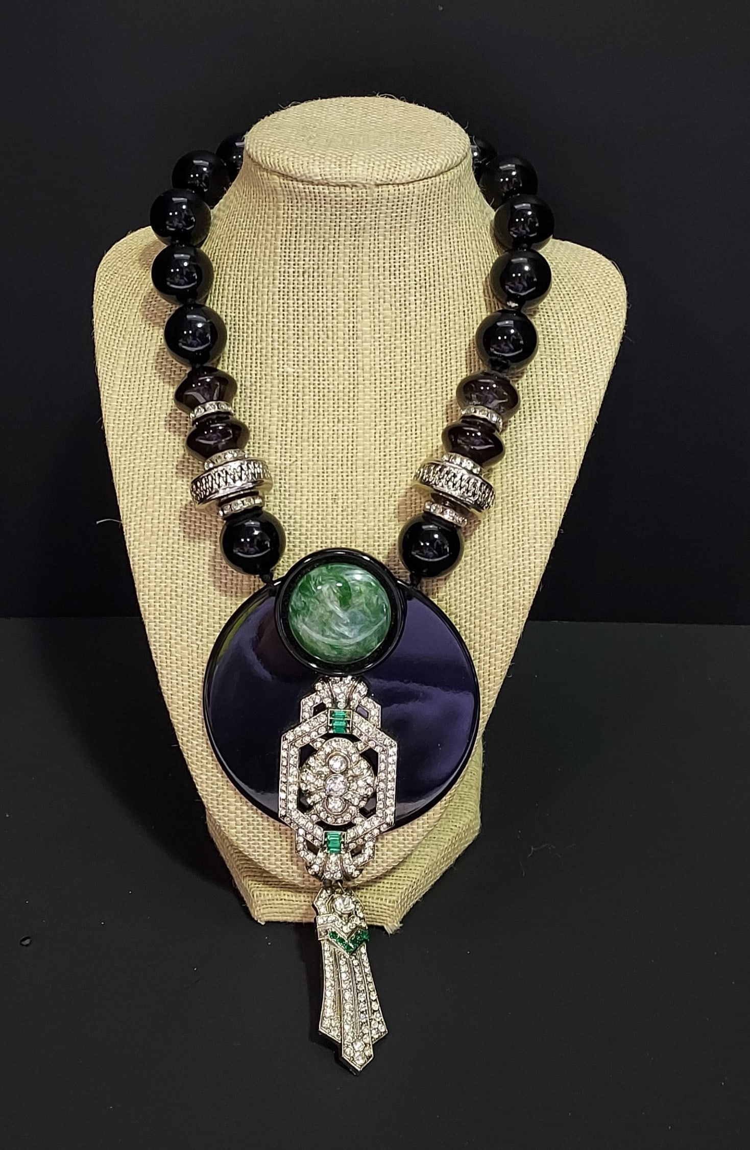 H543 Art Deco style necklace (1 of 5)