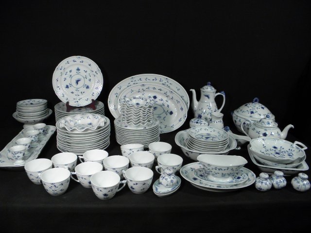 BING & GRONDAHL "BUTTERFLY" PORCELAIN DINNERWARE: 102 : Bing & Grondahl Danish porcelain partial dinnerware service in the "Butterfly" pattern. 102 total pieces. Includes (12) 9.6" dinner plates, (12) 7.5" plates, (12) 4.25" cups (handle to rim), (12) 5.8"