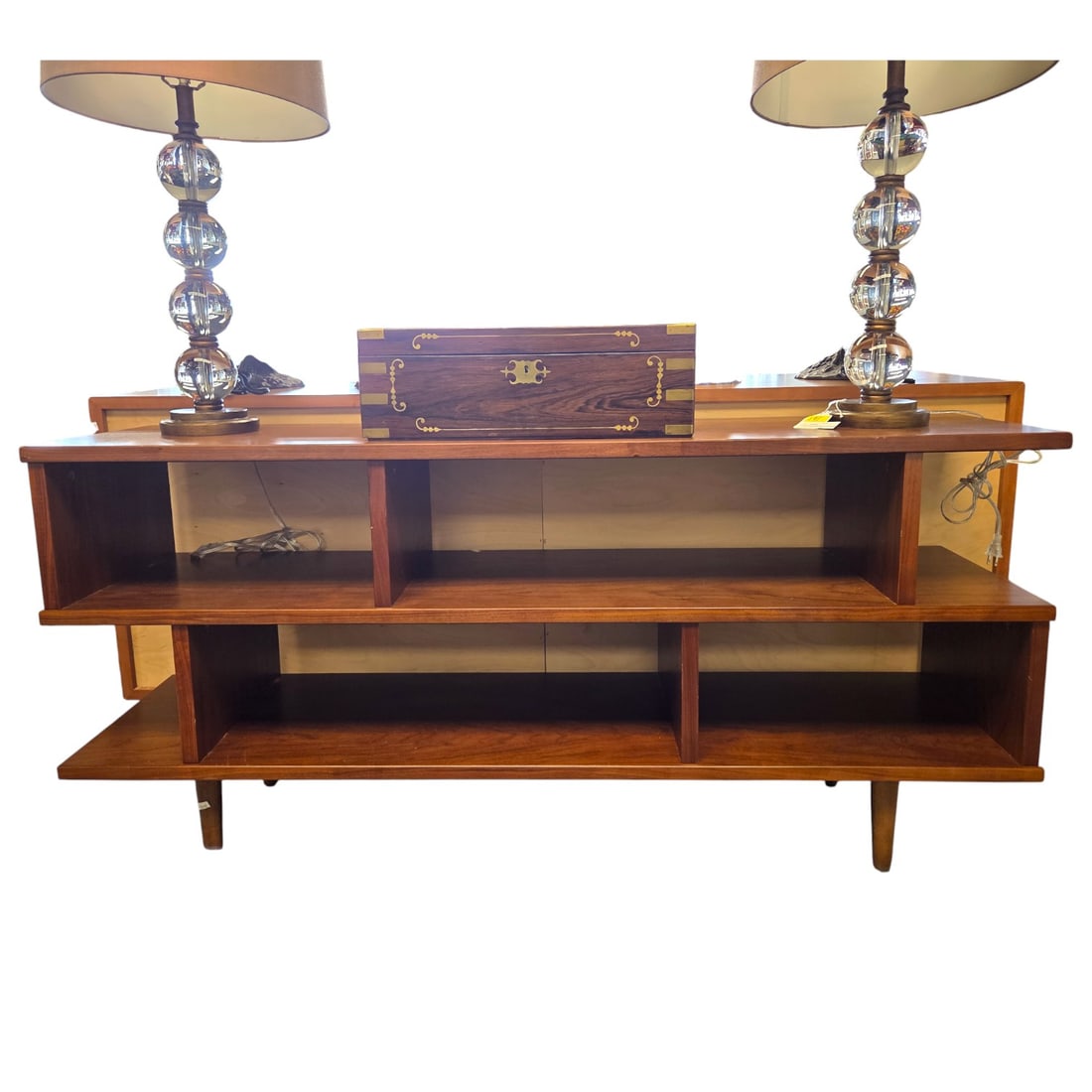 MID-CENTURY STYLE TEAK CONSOLE MEDIA BOOKCASE (1 of 3)