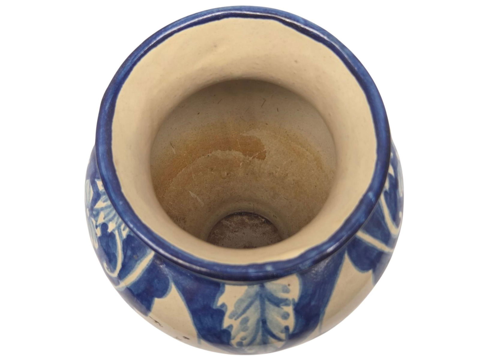 HAND PAINTED TALAVERA SIGNED BLUE/WHT VASE - 5