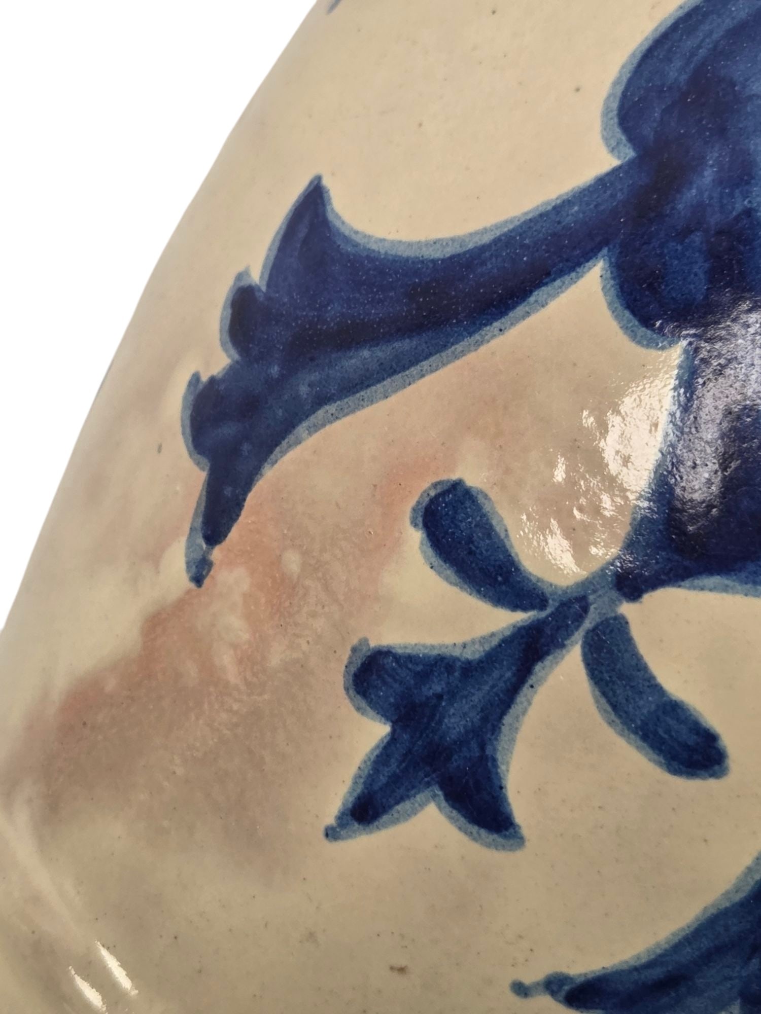 HAND PAINTED TALAVERA SIGNED BLUE/WHT VASE - 6