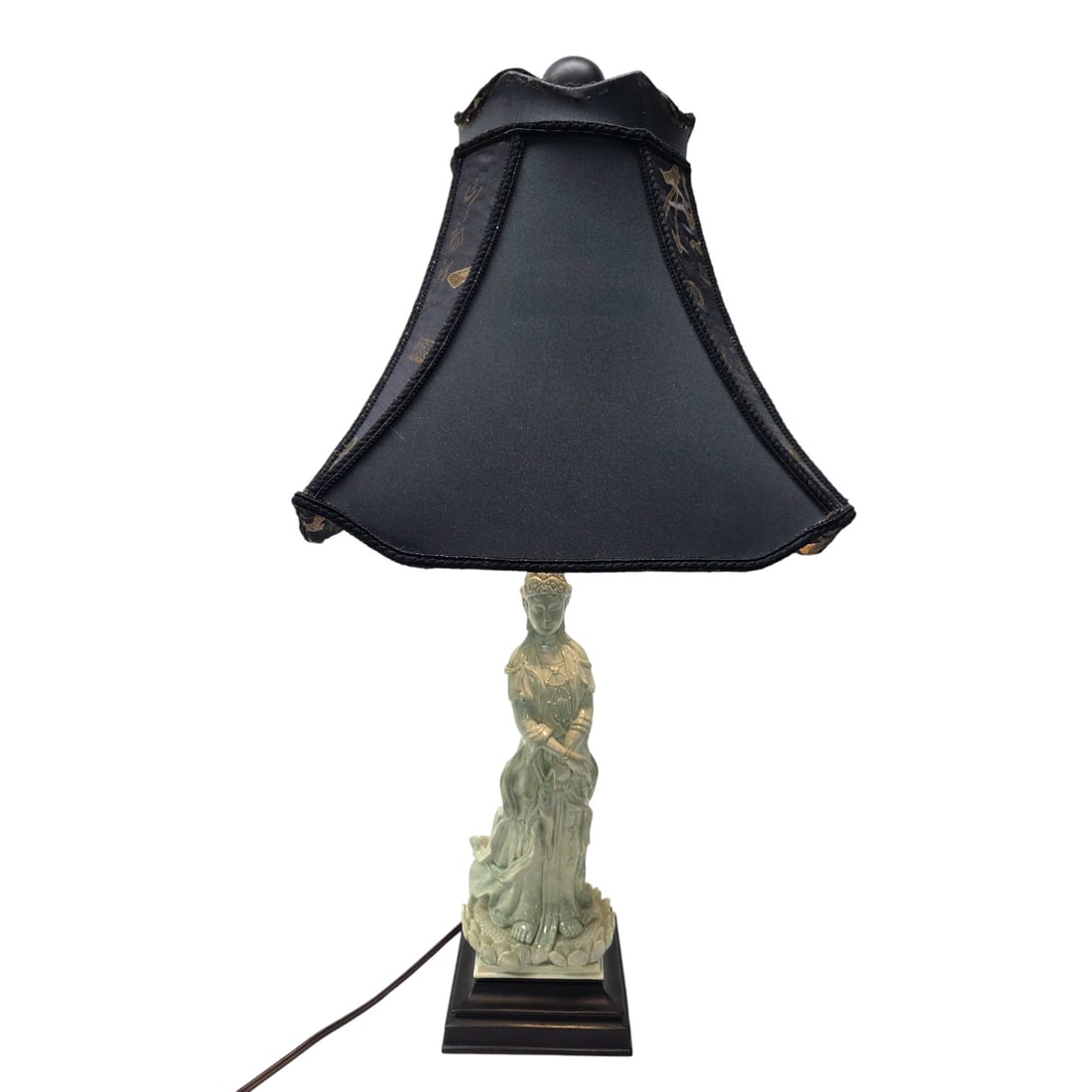 ASIAN FIGURAL LAMP W/ BLACK SILK SHADE: Asian figural lamp with black silk fabric shade and white resin figure of an Asian woman. Measures 27" H x 12" H x 12" D. Black metal base. Good condition. Lamp worksSHIPPING NOTE: Live Auctioneers of