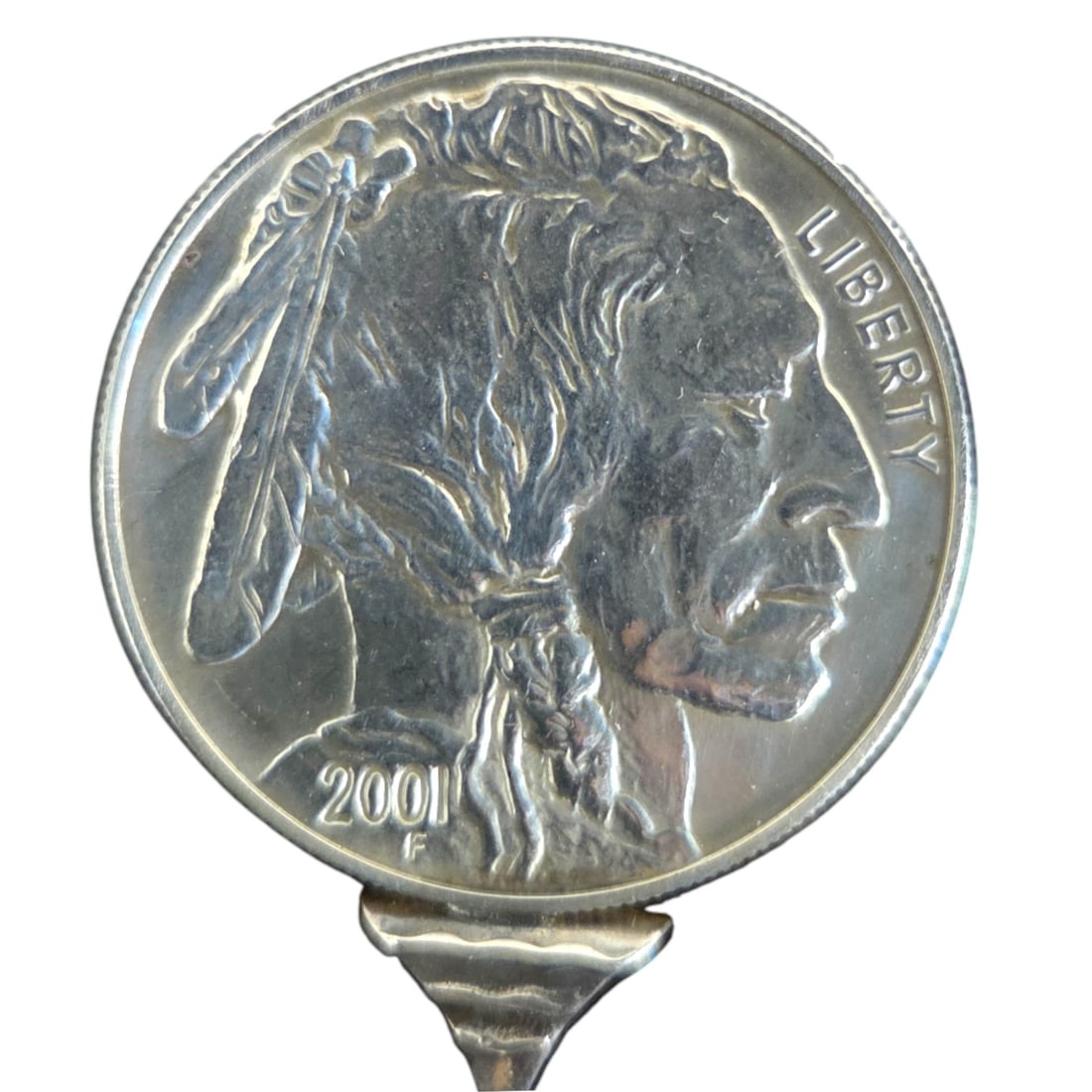 2001D COMMEMORATIVE SILVER DOLLAR ON TORQUE - 4