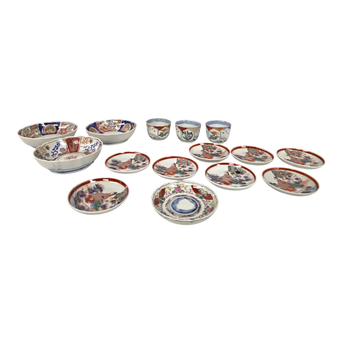 15 PC GROUPING OF JAPANESE IMARI PORCELAIN TABLEWARE (1 of 18)