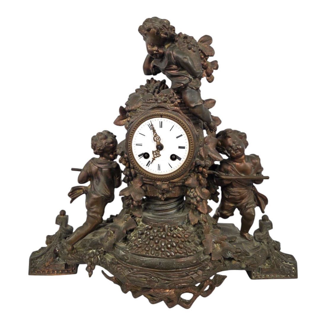 FRENCH LOUIS XVI STYLE CHERUB MANTEL CLOCK (1 of 10)