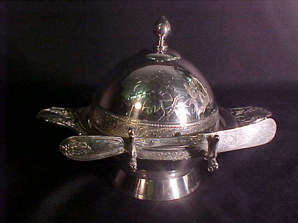 ANTIQUE ENGLISH SILVER PLATE BUTTER DISH