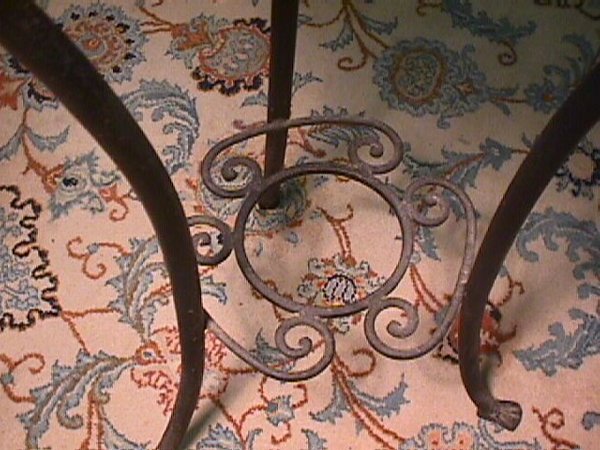 ANTIQUE CAST IRON FERN STAND - 3