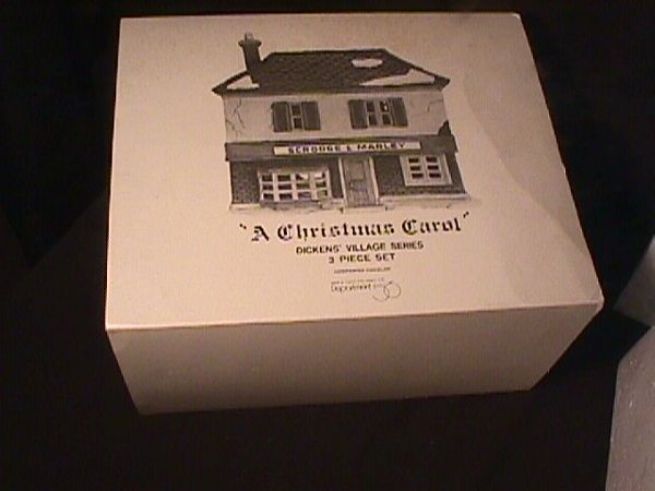 DICKENS VILLAGE RETIRED SCROOGE MARLEY - 3