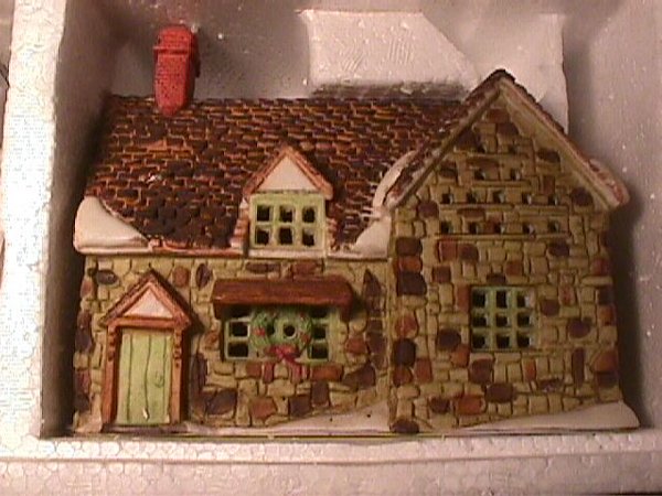 DICKENS VILLAGE RETIRED STONE COTTAGE - 2