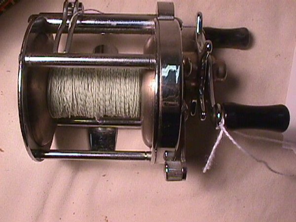 PFLUEGER ROCKET FISHING REEL No 1355 - 2