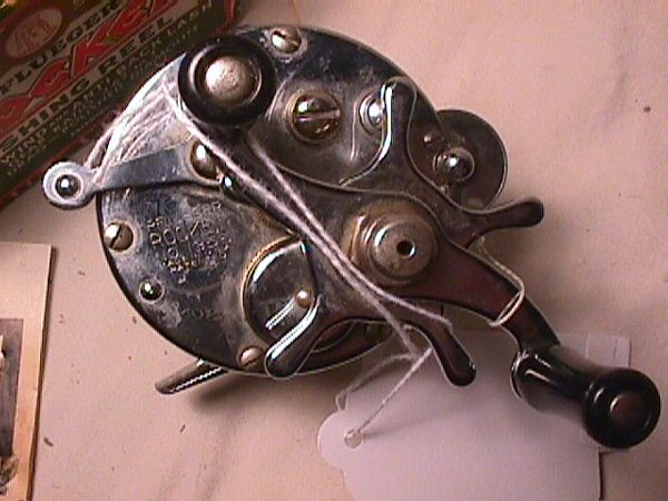 PFLUEGER ROCKET FISHING REEL No 1355 - 3