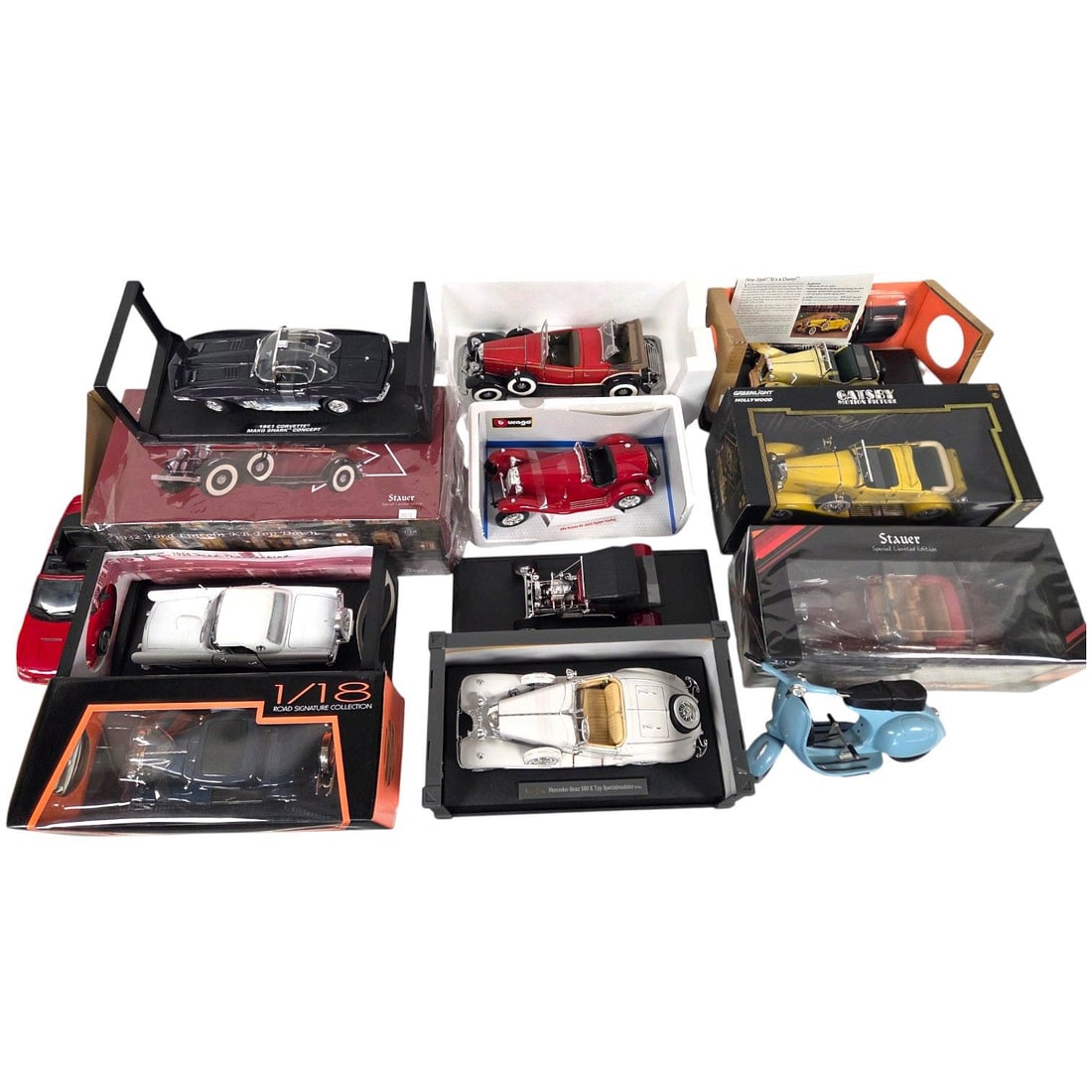 13 PC LOT OF VINTAGE LARGE DIE-CAST MODEL CARS: 13 piece lot of Vintage die-cast cars and one Vespa! This lot includes classic American and European vehicles. Iconic cars such as Limited Edition 1932 Ford Lincoln, Alfa Romeo, 1956 Ford Thunderbird,