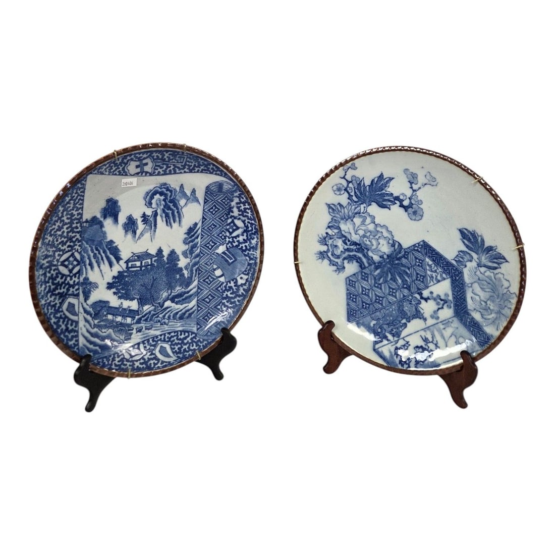 PR OF JAPANESE IGEZARA WARE PORCELAIN PLATES (1 of 7)