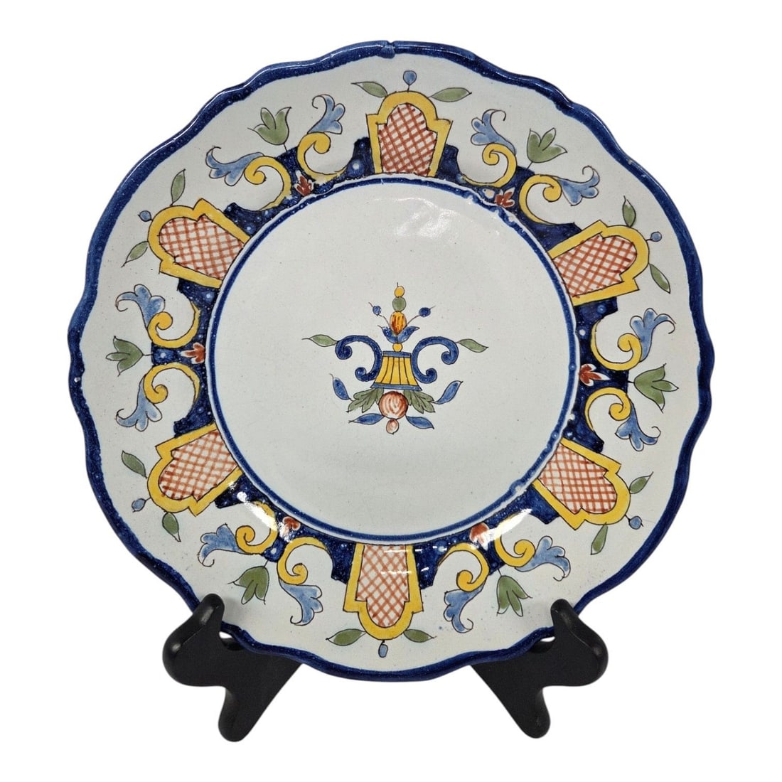 9 ASSORTED QUIMPER TABLEWARE ITEMS - 4