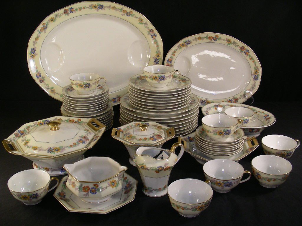 THEODORE HAVILAND "MIAMI" LIMOGES DINNERWARE 57 PCS