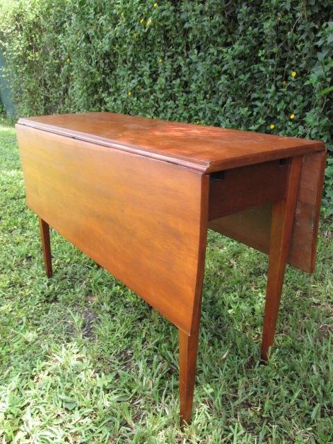19TH CENTURY MAPLE DROP LEAF GATE LEG SIDE TABLE: 19th century maple drop leaf gate leg side table with straight tapered legs. Condition: table surface is loose from leg and frame assembly (sits on top), signs of wear and age to finish, see images. M