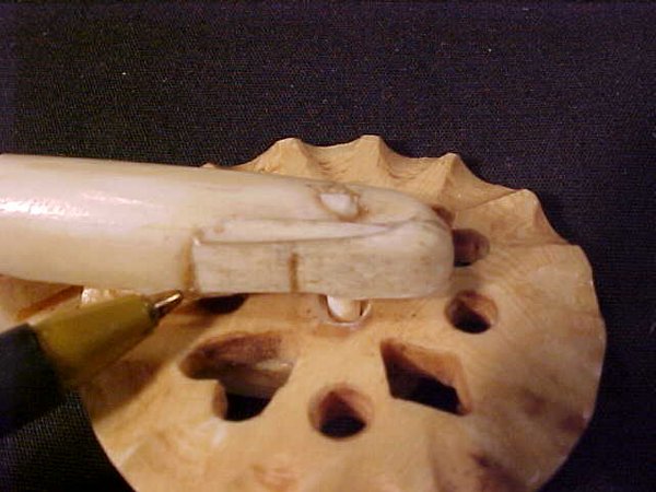 ANTIQUE WHALE BONE PIE CRIMPER - 4