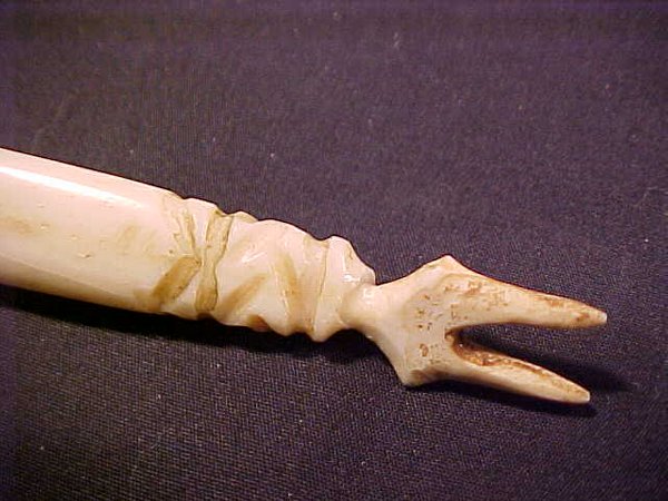 ANTIQUE WHALE BONE PIE CRIMPER - 5