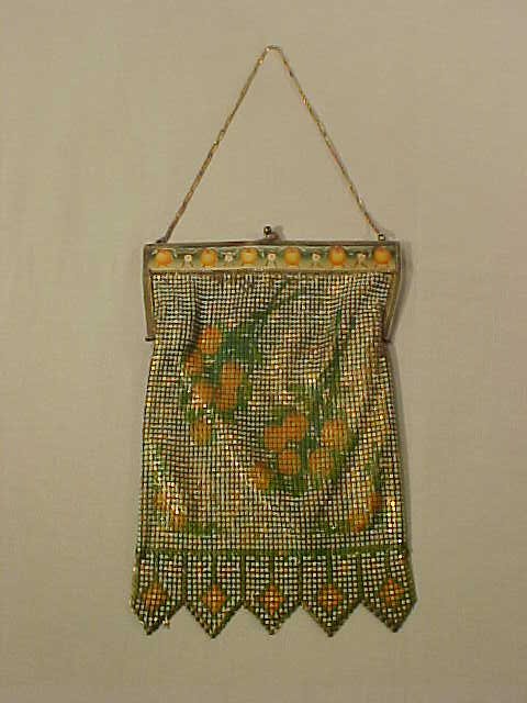 LG ANTIQUE METAL MESH ENAMEL PURSE