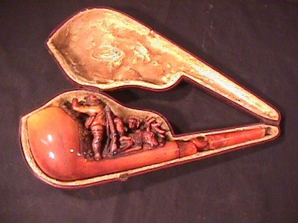 ANTIQUE MEERSCHAUM PIPE HUNTING SCENE