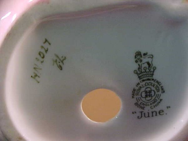 ROYAL DOULTON FIGURINE JUNE HN2027 - 4