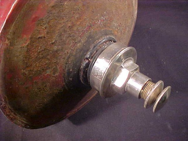 ORIGINAL TITANTIC FIRE EXTINGUISHER - 2