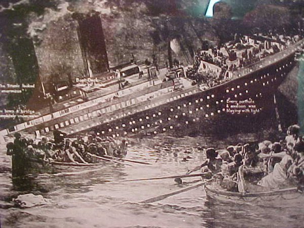 FRAMED COLLAGE PRINTS OF TITANIC PHOTOS - 3