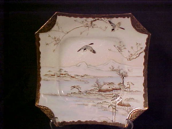 8 JAPANESE PAINTED KUTANI PORCELAIN PLAT - 4