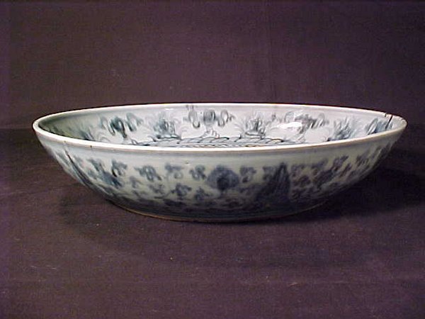 MING DYNASTY PORCELAIN CHARGER BLUE