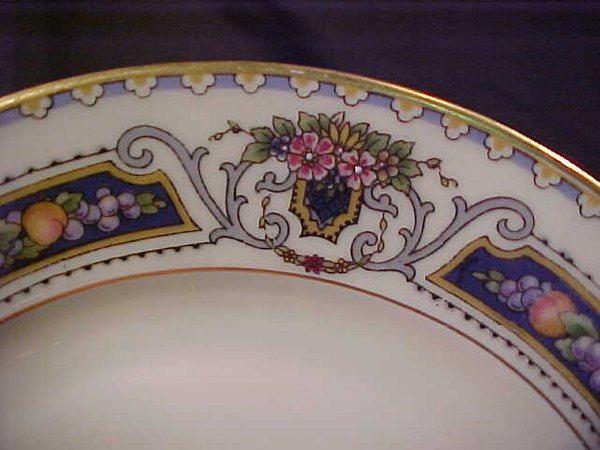 ROSENTHAL ORELAY DINNERWARE SERVICE 6 - 3
