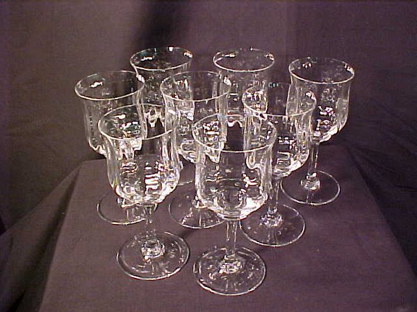 8 BACCARAT CRYSTAL SM WINE STEMS CAPRI
