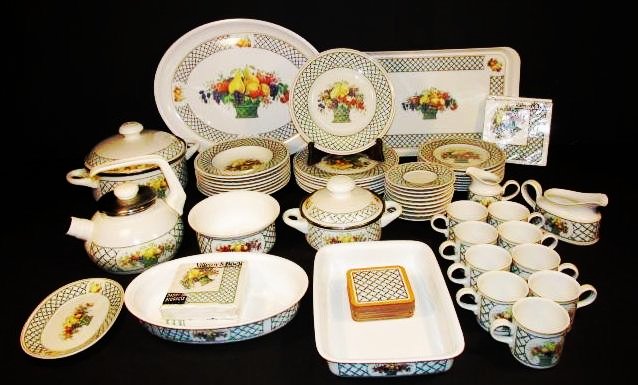 VILLEROY & BOCH "BASKET" PORCELAIN DINNERWARE: 66 PCS (1 of 9)