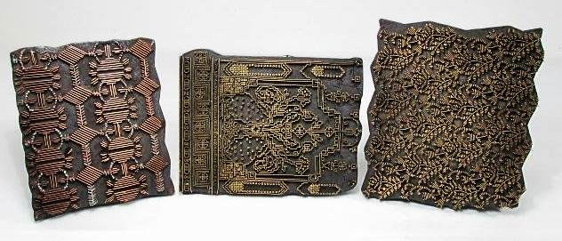 THREE 19TH C METAL & WOOD PRINTING BLOCKS (1 of 10)