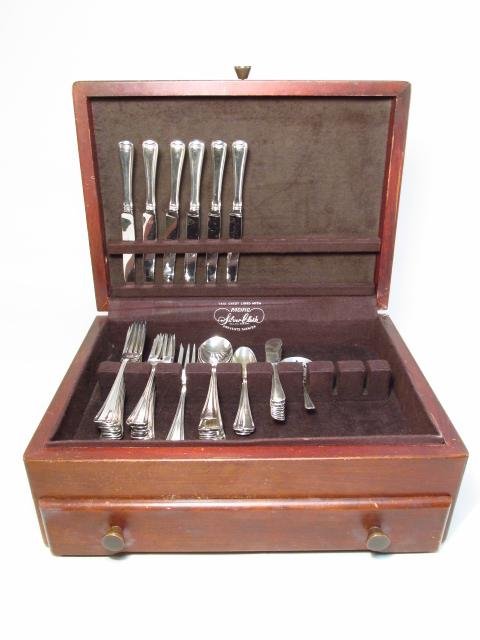 GORHAM "OLD FRENCH" STERLING SILVER FLATWARE: 57.6 TROY (1 of 9)