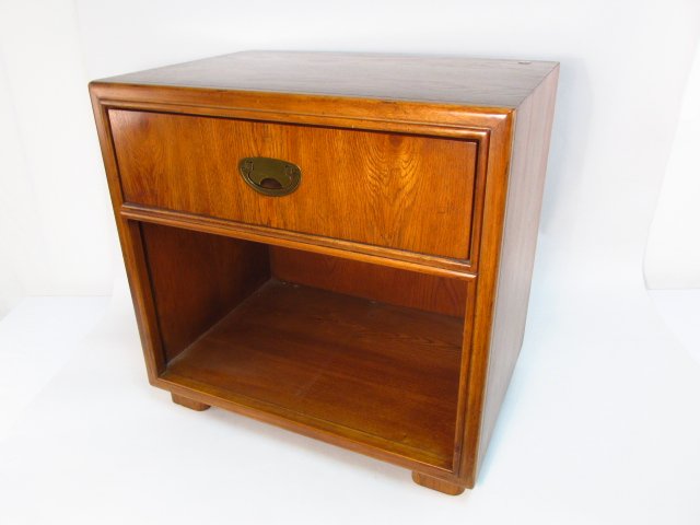 VINTAGE DREXEL HERITAGE CAMPAIGN SIDE TABLE (1 of 5)