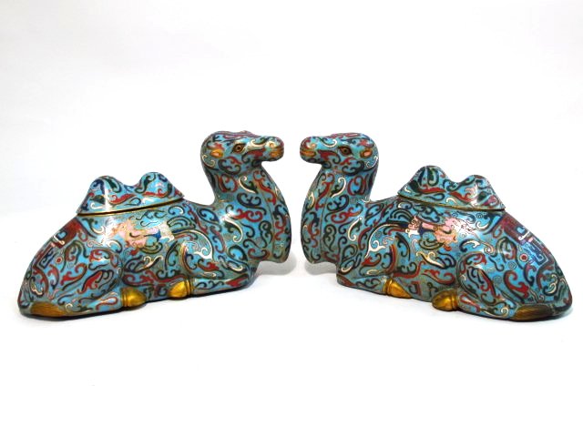 PAIR 19TH C CHINESE CLOISONNE RESTING CAMEL BOXES (1 of 10)