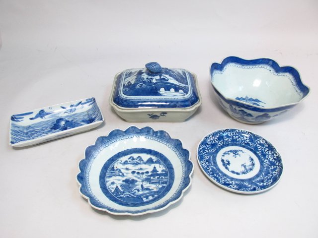 19TH CENTURY CHINESE CANTON PORCELAIN, ETC. (1 of 10)