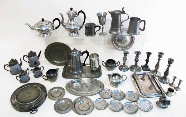 LOT OF ASSORTED PEWTER WARE: 19TH & 20TH CENTURY (1 of 10)