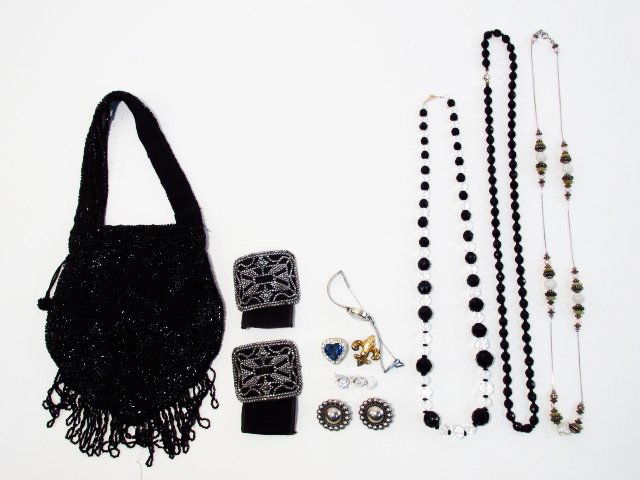 LADIES ACCESSORY LOT: 14K GOLD, NECKLACES, EARRINGS, (1 of 8)