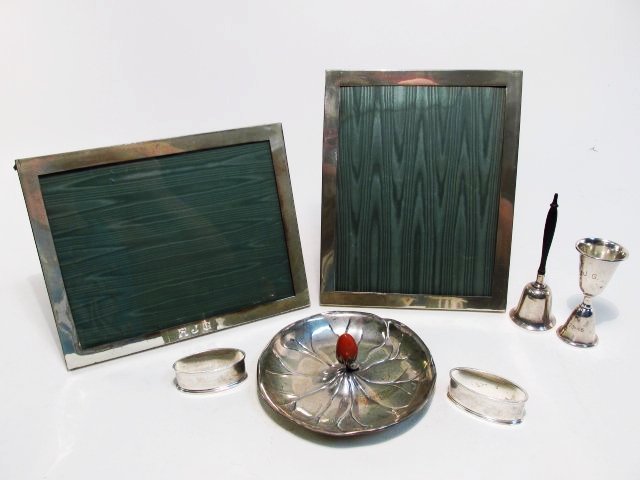 STERLING SILVER LOT: FRAMES, NAPKIN RINGS, ETC. 8.9 (1 of 8)