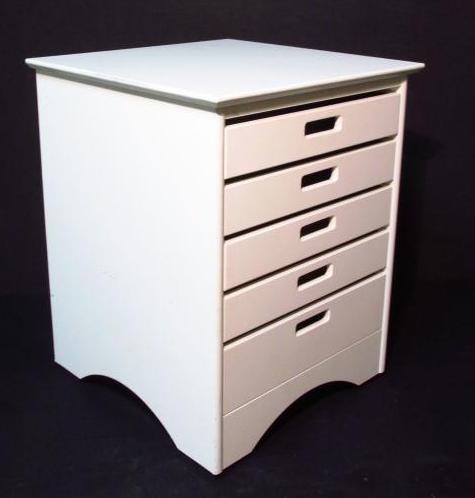 SMALL WHITE GAME SIDE TABLE (1 of 10)