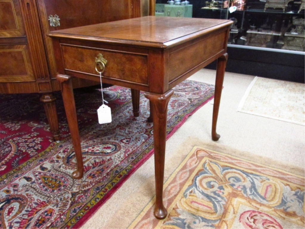 SMALL BURLED WOOD ONE DRAWER SIDE TABLE (1 of 5)